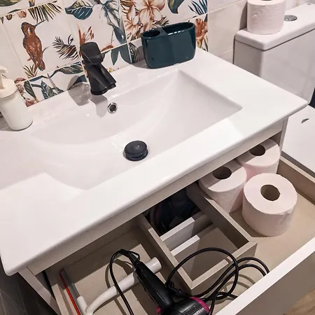 Apartamiento Con Naranjas